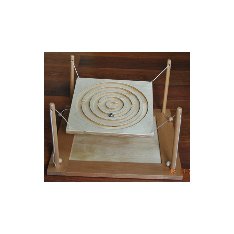 LE LABYRINTHE GÉANT